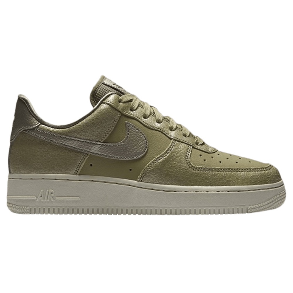 Nike Air Force 1 Women’s Sneakers